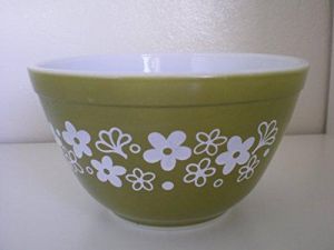 Vintage Pyrex (No. 403) Crazy Daisy Nesting Mixing Serving Bowl (2.5 Qts)